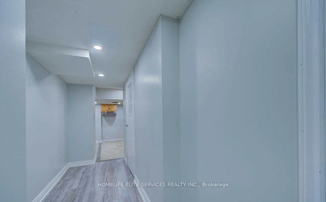 3 bed, $2,600 — Photo 4