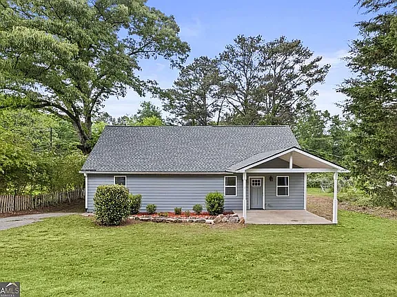 3 bed, 2.5 bath, 1940 sqft, $1,950 — Photo 1