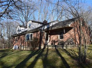 121 Fern Hollow Rd, Sewickley, PA 15143