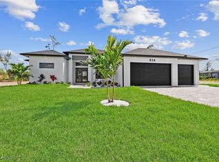 834 SW 31st Terrace Cpe, Coral, FL 33914