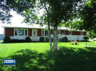 13328 Robley Rd, Valders, WI 54245