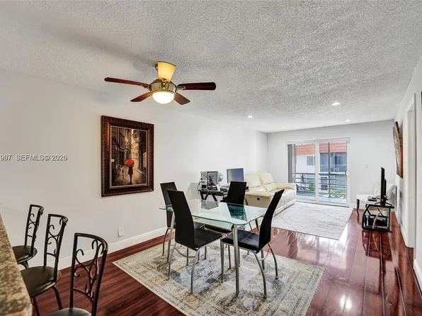 7610 Stirling Rd #207-C, Hollywood, FL 33024