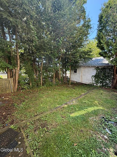 5th image of 30 McClellan Avenue
