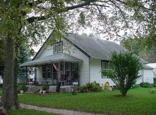 202 Cedar St, Talmage, NE 68448