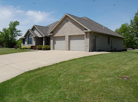2nd image of 14200 W Katriene Dr