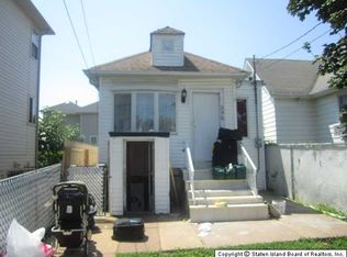 256 Kensington Ave, Staten Island, NY 10305