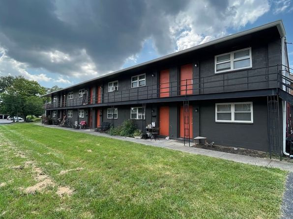 1470 King Ave #8