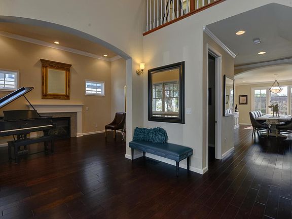 2nd image of 1561 Van Dusen Ln