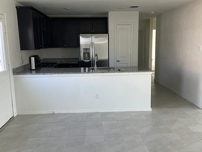 2800 Slatewood Dr — Photo 7