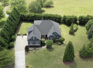 1207 Olde Lexington Rd, Hoschton, GA 30548