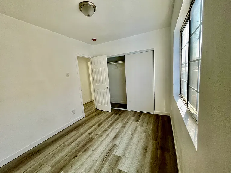 1861 Orange Ave — Photo 10