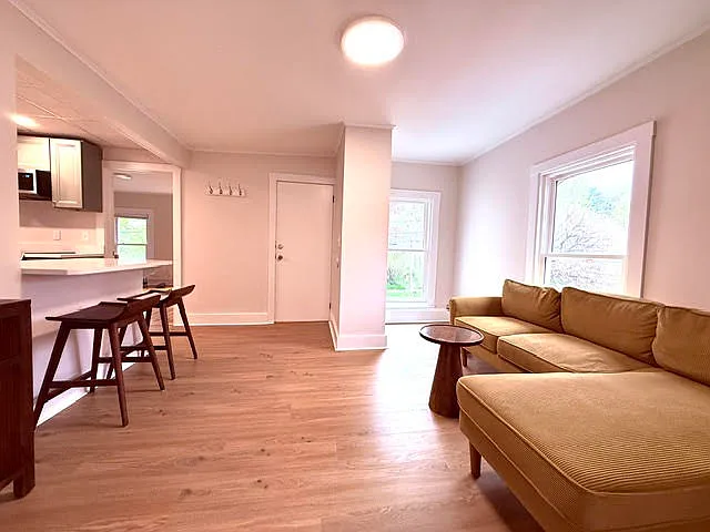 436 N Aurora St #2 — Photo 4