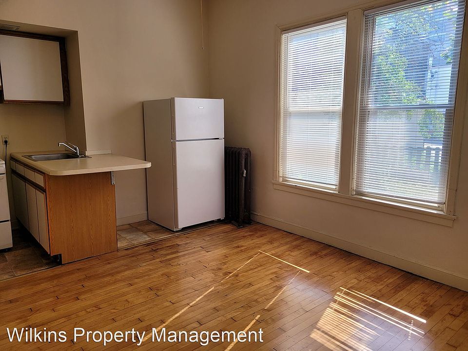 1st image of 1830 N Oakland Ave APT 3#