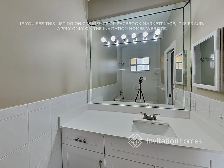 16960 SW 141st Ave — Photo 11
