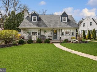 414 10th Ave, Haddon Heights, NJ 08035