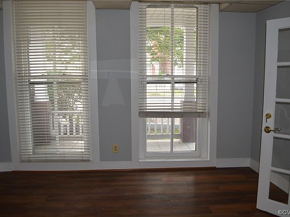 3rd image of 601 1/2 N 1st St