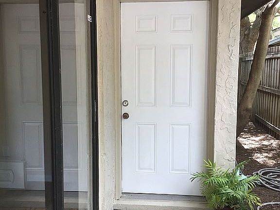 5th image of 10439 Rosemount Dr