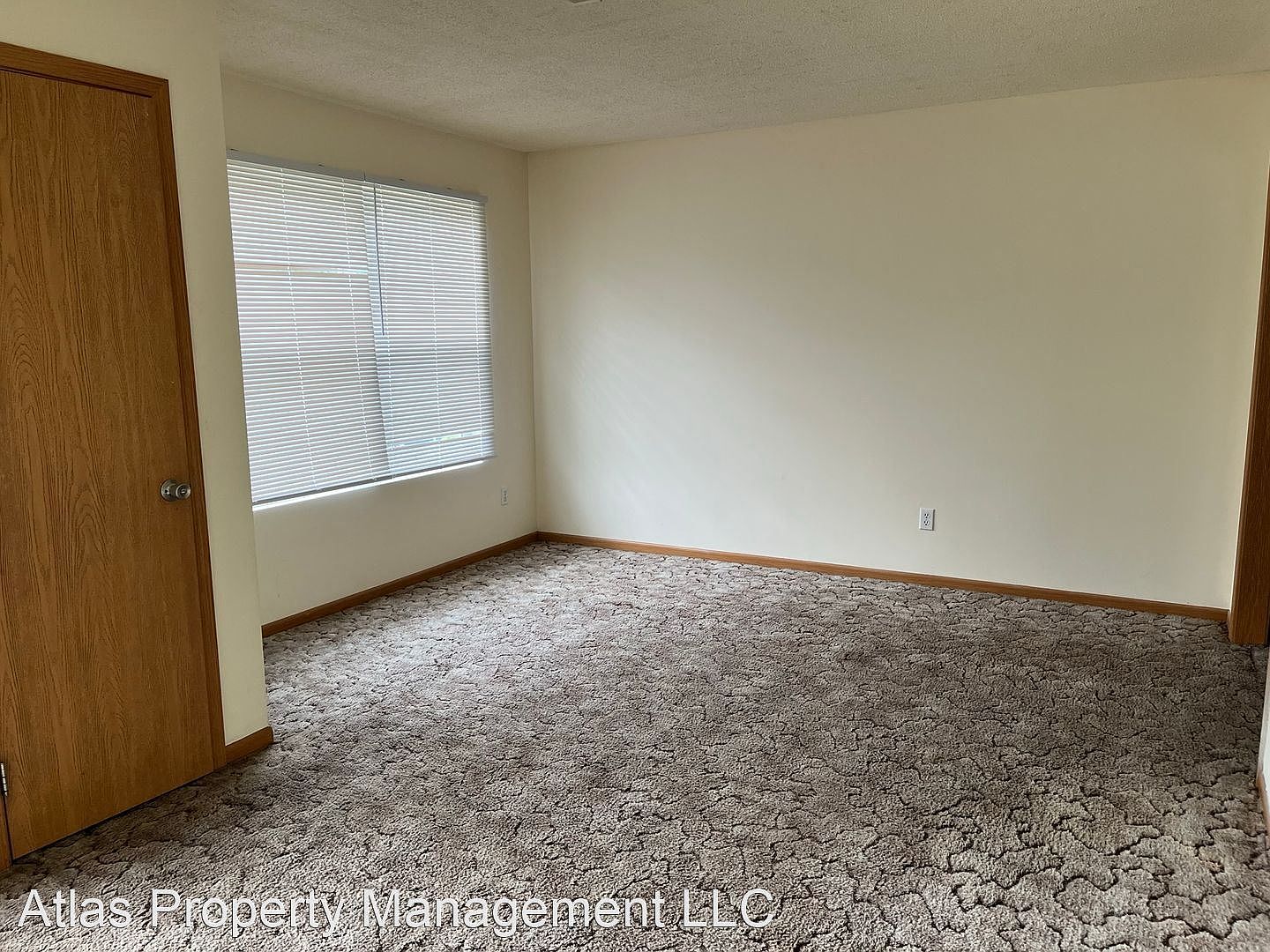 304 W Broadway St A, Higginsville, MO 64037 Zillow