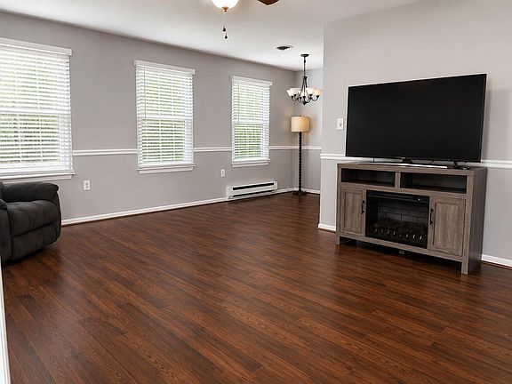 2nd image of 7006 Basswood Rd