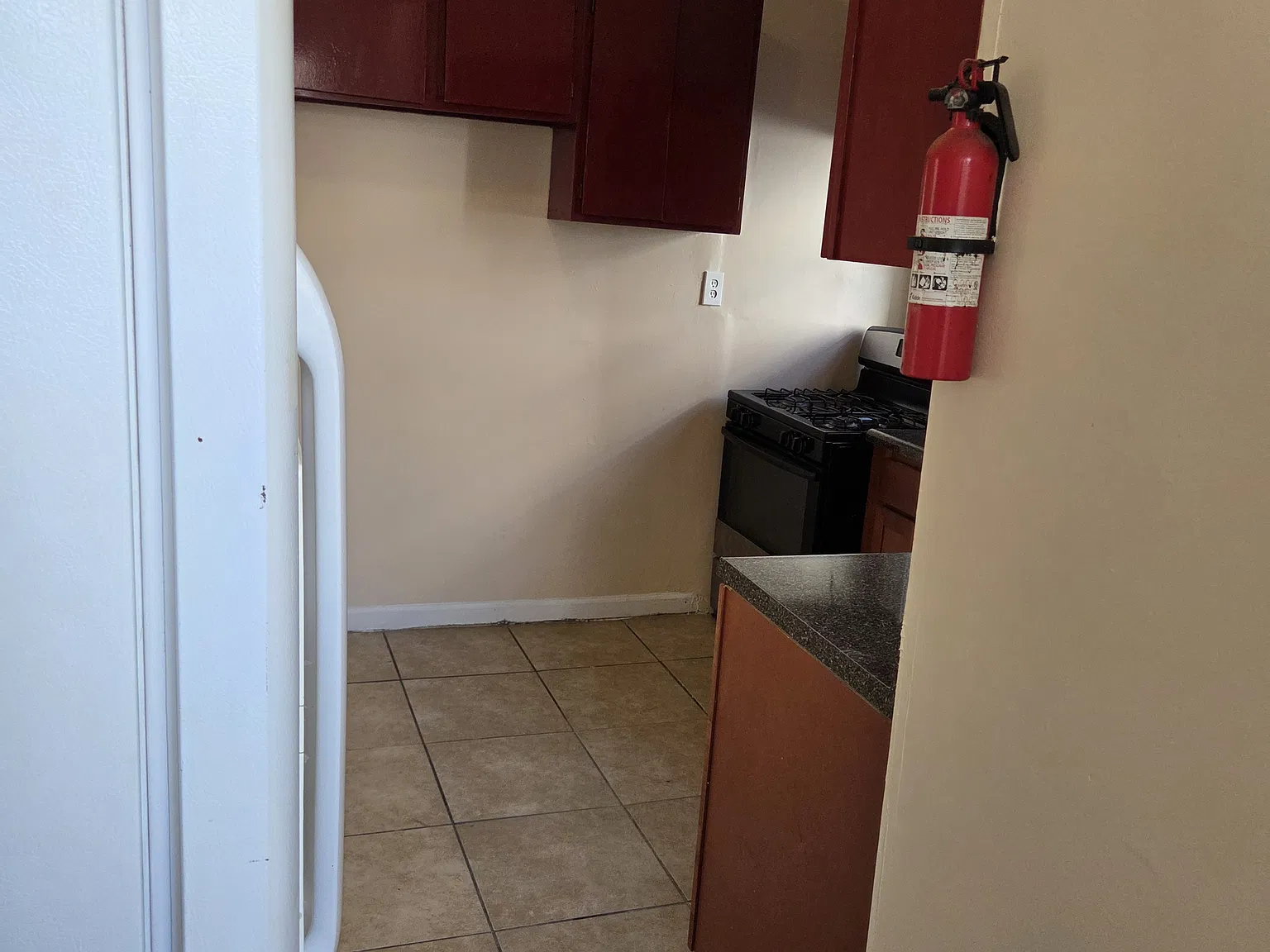 4 bed, $2,995 — Photo 3