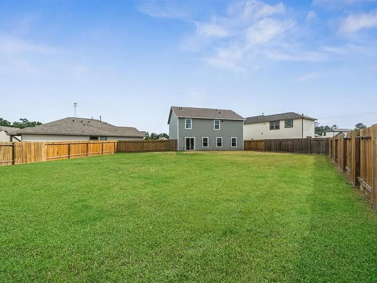 2224 Cedar Valley Dr — Photo 23
