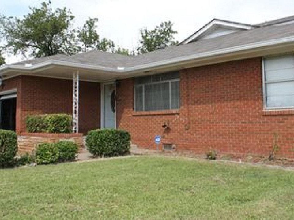 1st image of 3012 N Tulsa Dr