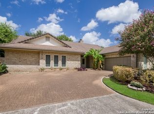 98 Granburg Cir, San Antonio, TX 78218