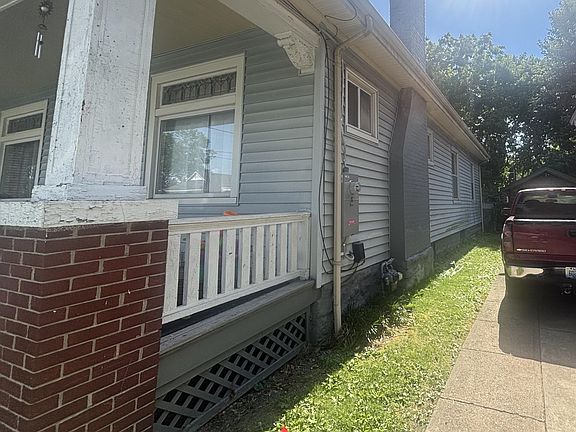 3rd image of 3911 Gilbert Ave