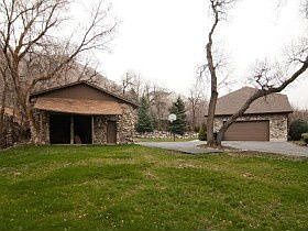 2nd image of 2875 E Newmans Ln