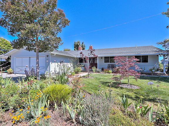 2nd image of 807 Louise Dr