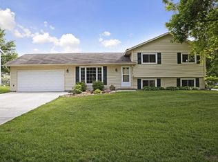 9017 78th St S, Cottage Grove, MN 55016