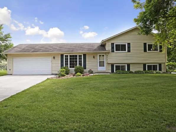 9017 78th St S, Cottage Grove, MN 55016