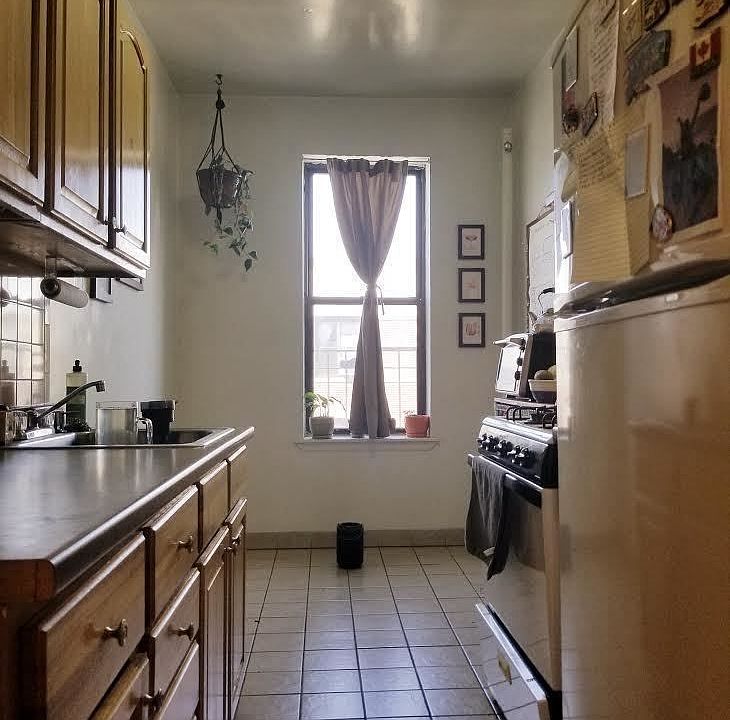 1st image of 29-06 Crescent St #2CF