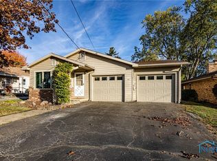 130 Hillcrest Ave, Findlay, OH 45840