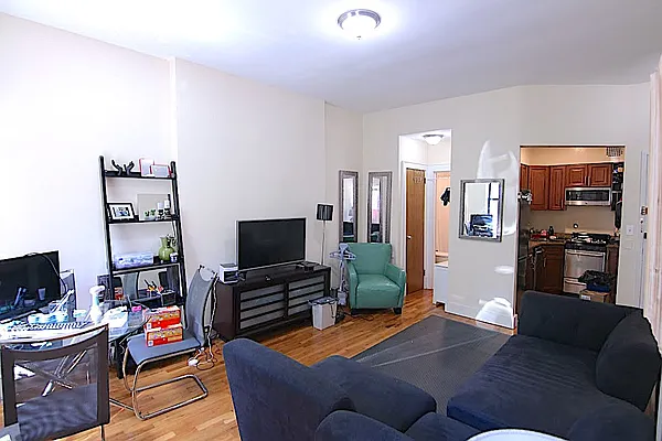 Rented by JK Dansar Corp | media 21