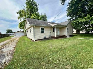 308 E 1st Ave, Deer Creek, IL 61733
