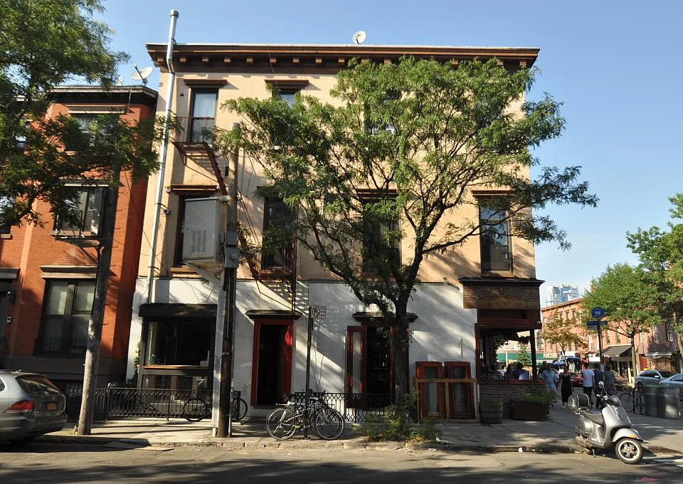 Building Photo
