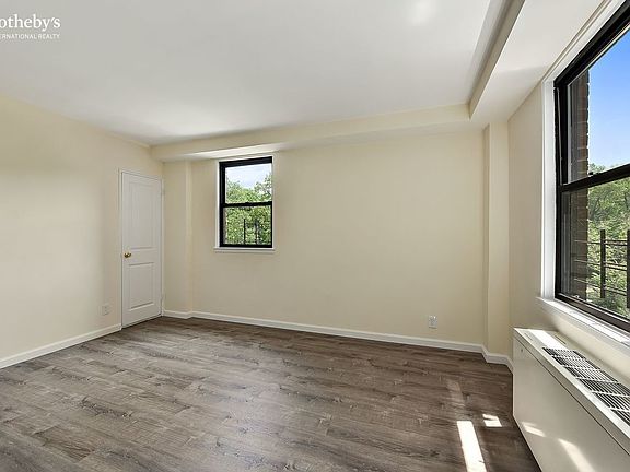 5th image of 4705 Henry Hudson Pkwy APT 5E