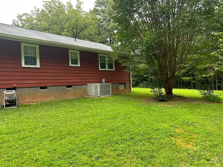 6089 State Highway 902 — Photo 23