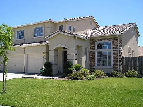 1520 Snyder Ave photo 1