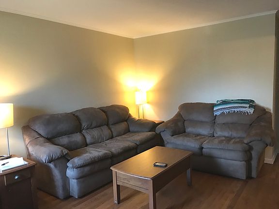 2nd image of 5540 S Menard Ave