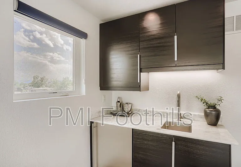 2740 Hazel Ct — Photo 21