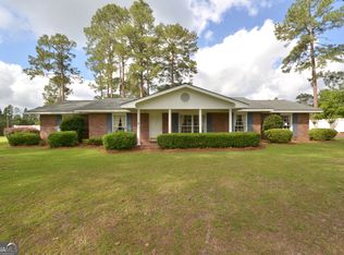 122 Delacy St, Eastman, GA 31023