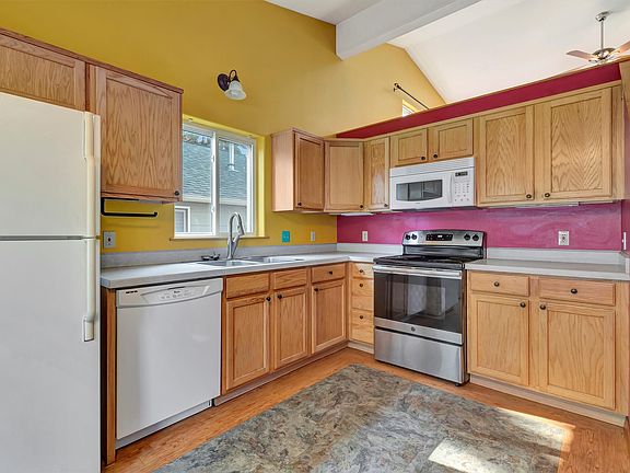 5th image of 1930 Kensington Ave
