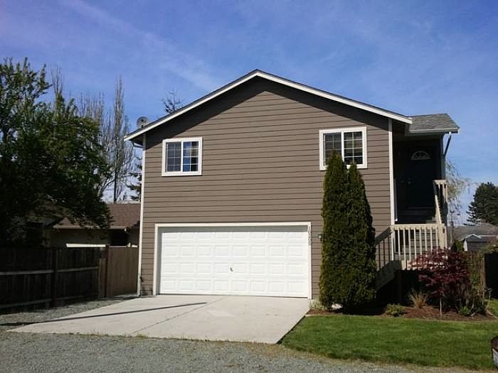 1st image of 10205 272nd Pl NW