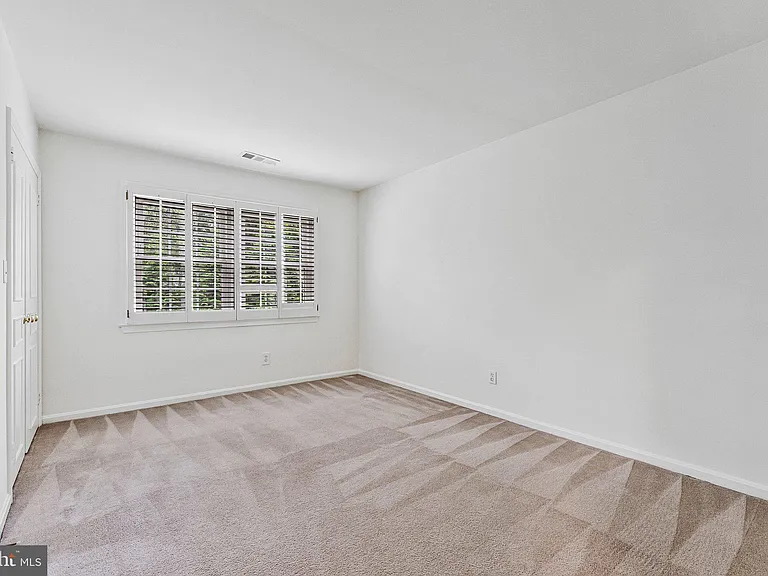1171 Foxhound Ct — Photo 53