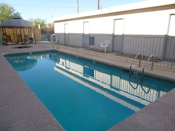 3rd image of 2291 McCulloch Blvd N APT 10