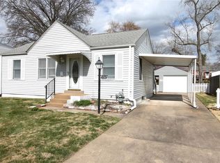 1230 Saint Florence Dr, Florissant, MO 63031