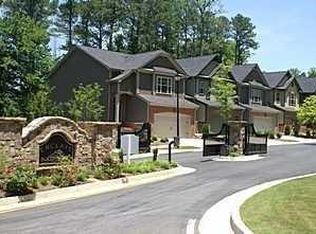 1254 Houndslake Dr, Marietta, GA