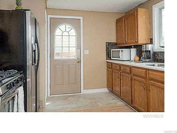 3rd image of 162 E Melcourt Dr